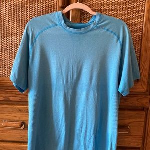 Lululemon Metal Vent Tech